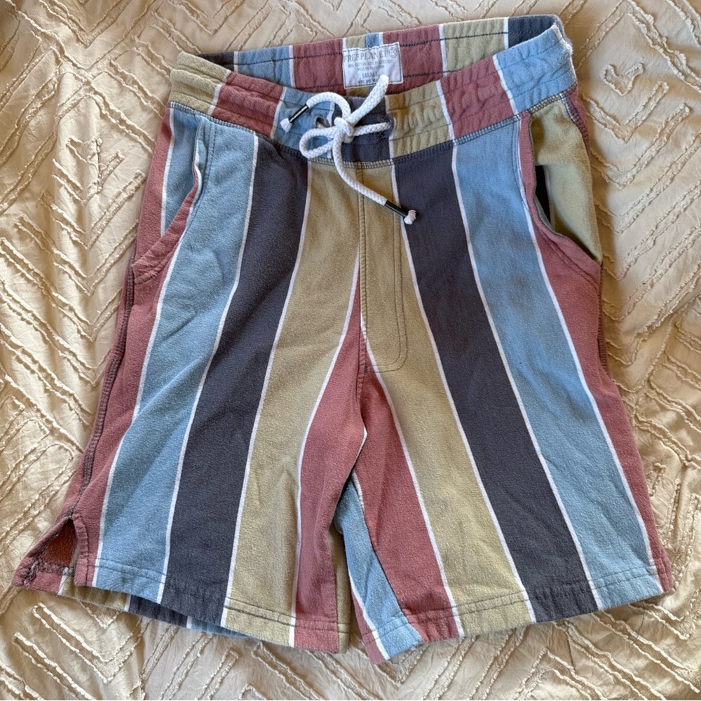 Free Planet Men’s Striped Drawstring Shorts Sweatshorts  Size SMALL